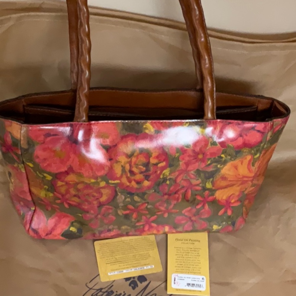 Patricia Nash Lucie tote in floral oil painting